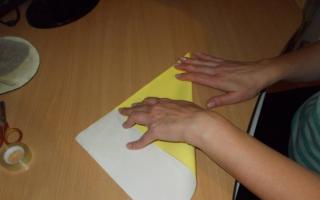 Ako vyrobiť šarkana z jedného listu papiera Výroba vlastného papierového šarkana