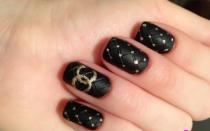 Chanel manicure - DIY branded nail art