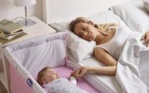 Doktor Komarovský o tom, jak naučit dítě spát ve vlastní postýlce Dítě nespí ve své